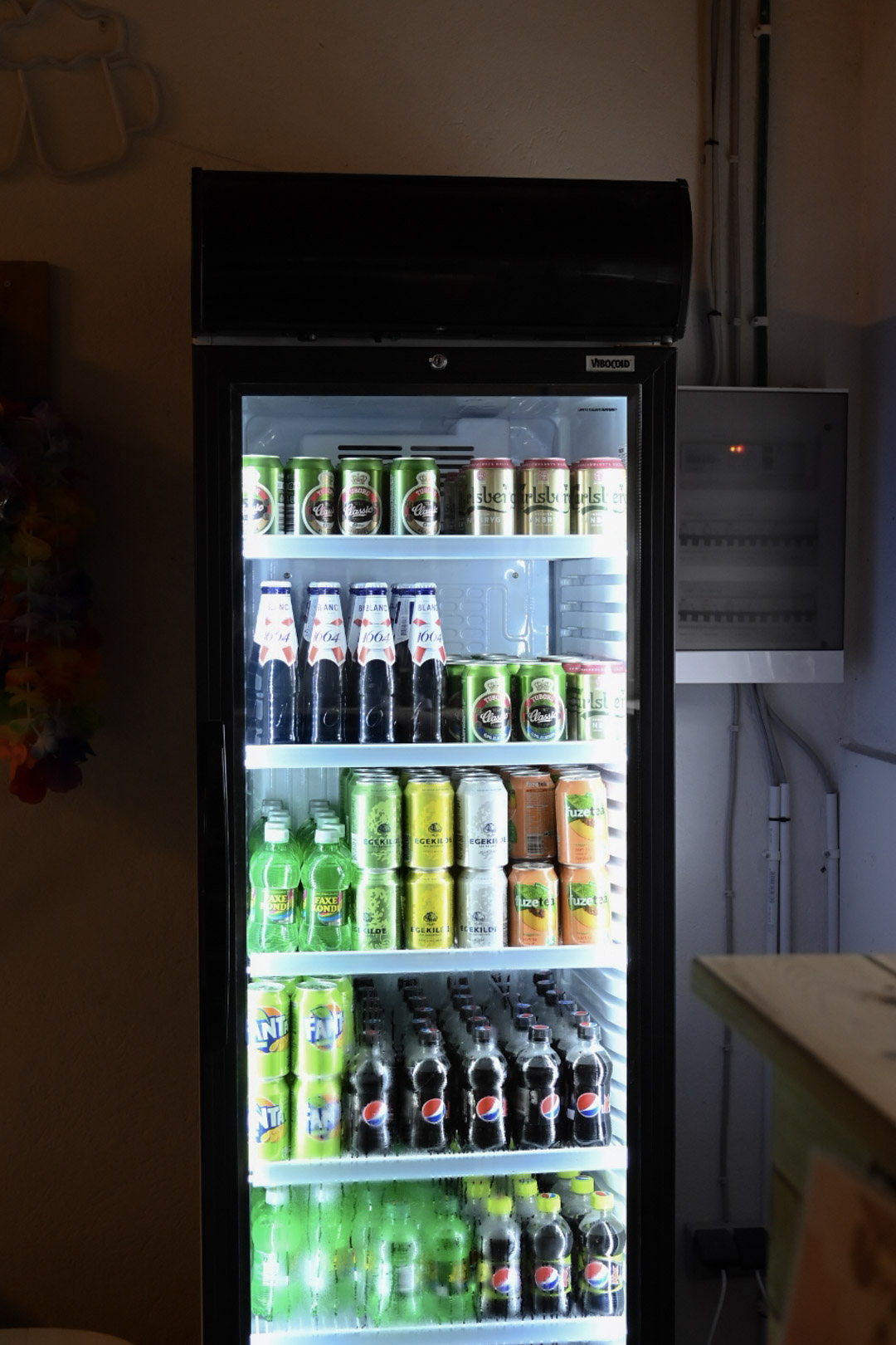 A fridge filled with drinks